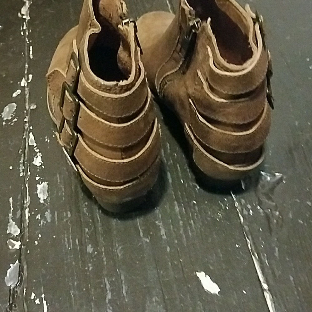 Hudson booties - Picture 2 of 4